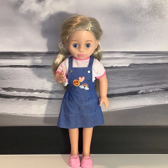 Other - Call Me Chloe Interactive 18 Inch Talking Doll With Phone 30+ Phrases